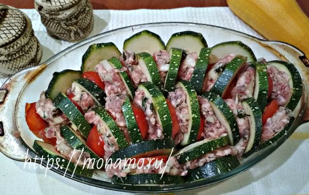 Кабачки кружочками с фаршем в духовке