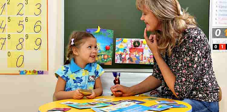 влияние социальных факторов